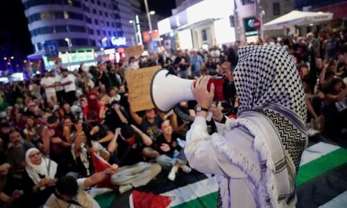 V európskych mestách protestovali desaťtisíce ľudí proti vojne v Gaze V európskych mestách protestovali desaťtisíce ľudí proti vojne v Gaze