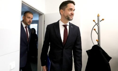 Lunter nesúhlasí s návrhom Fica, odmieta predlžovať a meniť mandát uprostred volebného obdobia