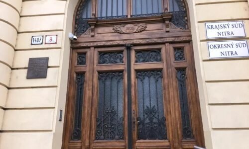 Rezort spravodlivosti odmieta tvrdenia Hnutia Slovensko. Zákazka na krajskom súde prebehla bez námietky, tvrdí
