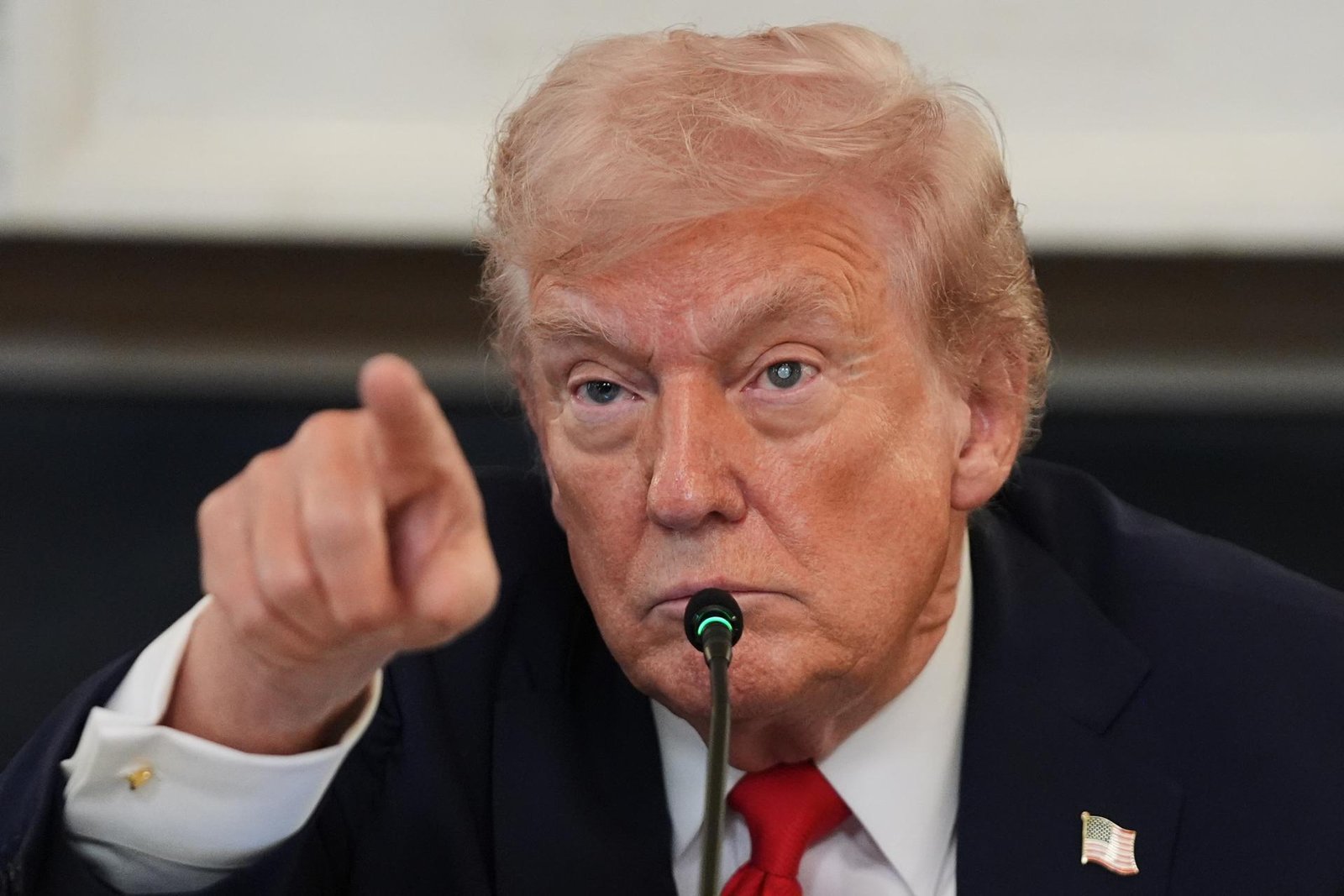Izraelskí rukojemníci budú podľa Trumpa prepustení v pondelok alebo utorok. Verí, že prímerie povedie k mieru Izraelskí rukojemníci budú podľa Trumpa prepustení v pondelok alebo utorok. Verí, že prímerie povedie k mieru