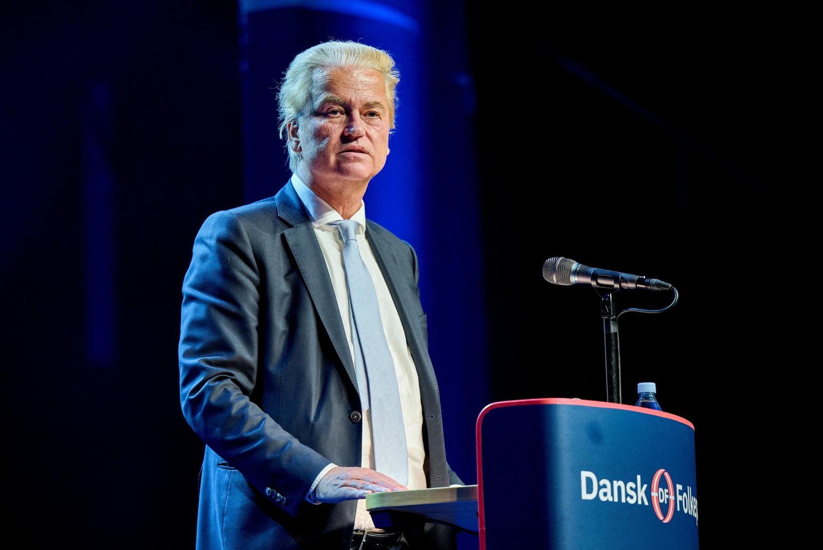 Wilders tvrdí, že mal byť jedným z cieľov dronového útoku. Úrady zadržali tri osoby Wilders tvrdí, že mal byť jedným z cieľov dronového útoku. Úrady zadržali tri osoby