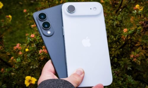 Rovnaký výsledok vytvorený dvoma odlišnými spôsobmi. Má väčší zmysel tenký iPhone alebo Samsung? Rovnaký výsledok vytvorený dvoma odlišnými spôsobmi. Má väčší zmysel tenký iPhone alebo Samsung?