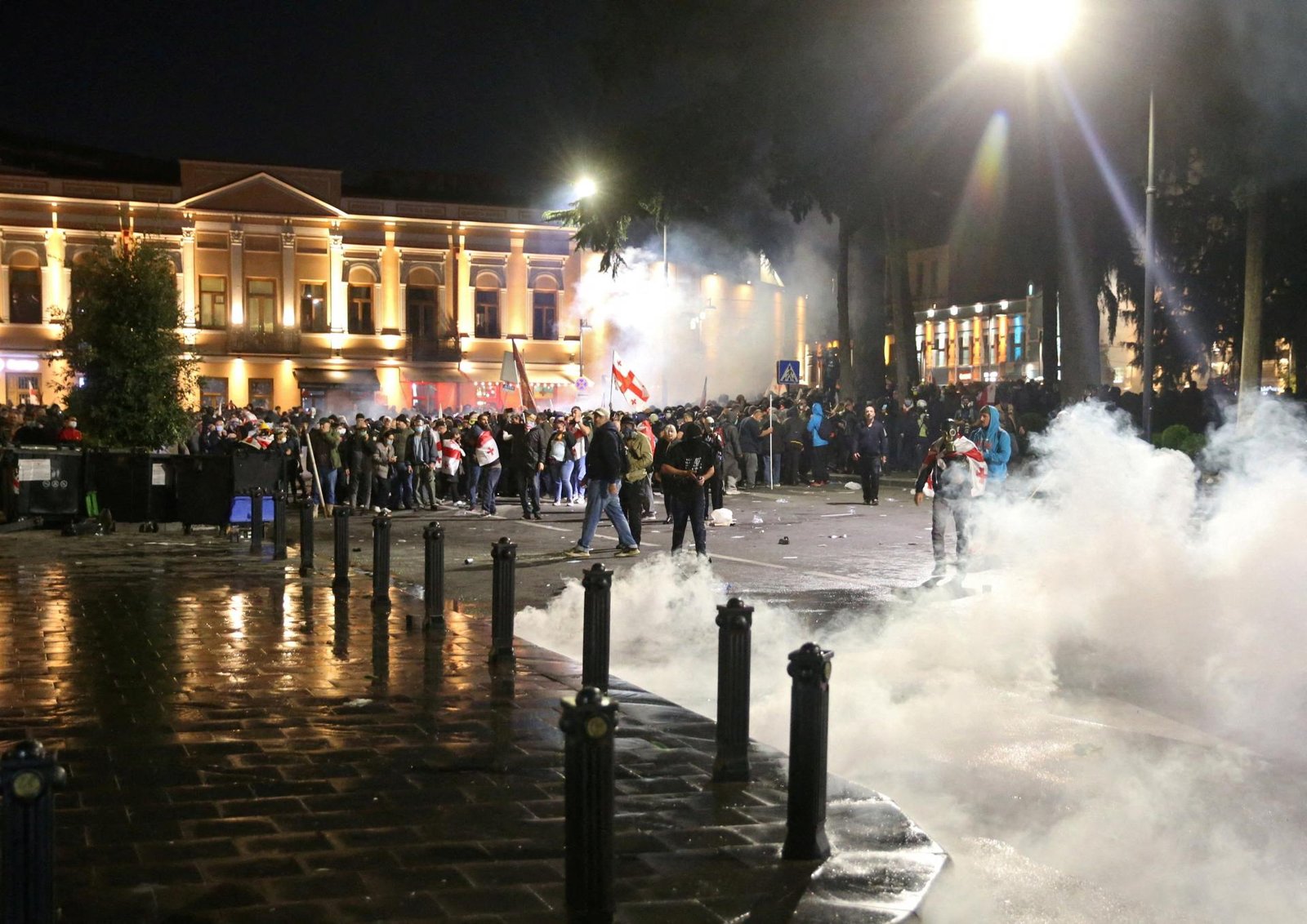 Gruzínske organizácie kritizujú návrh zákona, ktorý opozícii sťaží účasť na voľbách Gruzínske organizácie kritizujú návrh zákona, ktorý opozícii sťaží účasť na voľbách