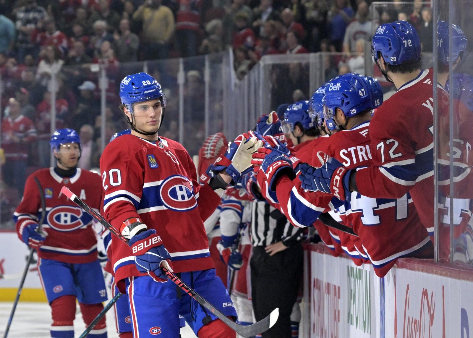 NHL: Slafkovský otvoril skóre proti Rangers, jeho Montreal však prehral. Černák s premiérovým bodom v sezóne NHL: Slafkovský otvoril skóre proti Rangers, jeho Montreal však prehral. Černák s premiérovým bodom v sezóne