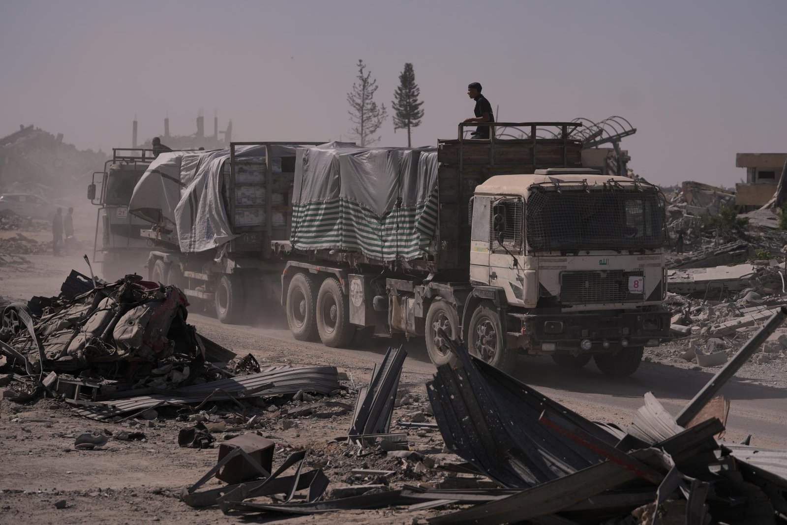 OSN za dvadsať dní prímeria prepravila do Pásma Gazy 24-tisíc ton pomoci. Obnovuje distribučné siete OSN za dvadsať dní prímeria prepravila do Pásma Gazy 24-tisíc ton pomoci. Obnovuje distribučné siete