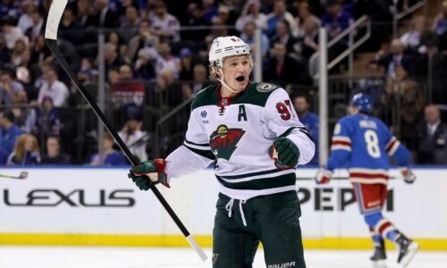 Kaprizov prihrával na tri góly Minnesoty, v NHL prekonal Gáboríkov rekord Kaprizov prihrával na tri góly Minnesoty, v NHL prekonal Gáboríkov rekord