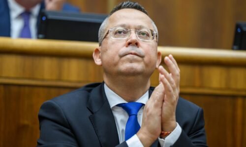 Aj po dvoch rokoch konsolidácie sú verejné financie pod tlakom. Znižovanie dlhu sabotujú nové výdavky Aj po dvoch rokoch konsolidácie sú verejné financie pod tlakom. Znižovanie dlhu sabotujú nové výdavky