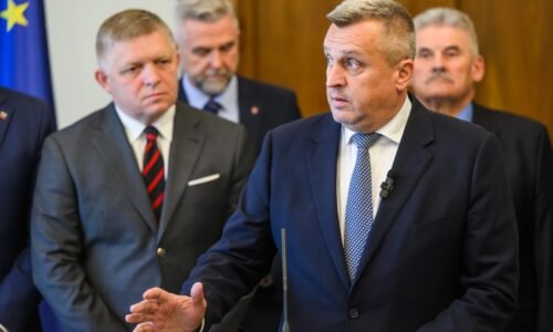 Danko kritizuje Fica za opätovnú podporu sankcií EÚ voči Rusku Danko kritizuje Fica za opätovnú podporu sankcií EÚ voči Rusku