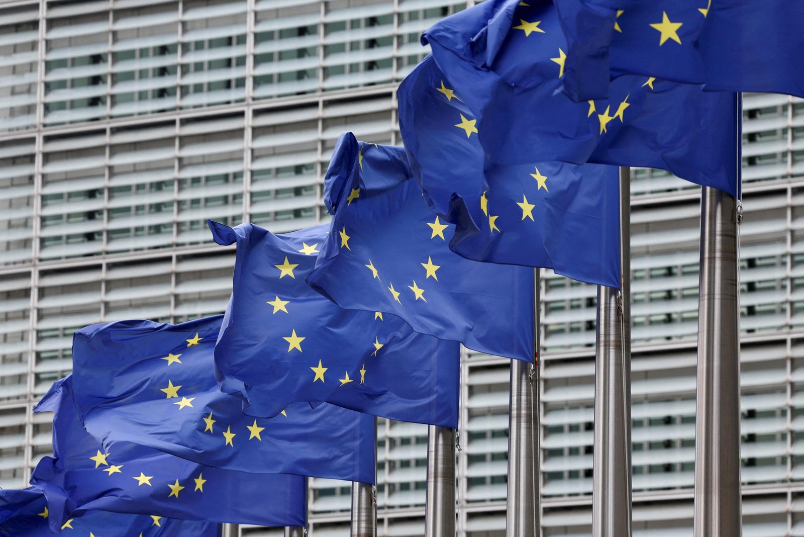 Rast úverov podnikom v eurozóne mierne spomalil, naďalej sa drží blízko dvojročných maxím Rast úverov podnikom v eurozóne mierne spomalil, naďalej sa drží blízko dvojročných maxím