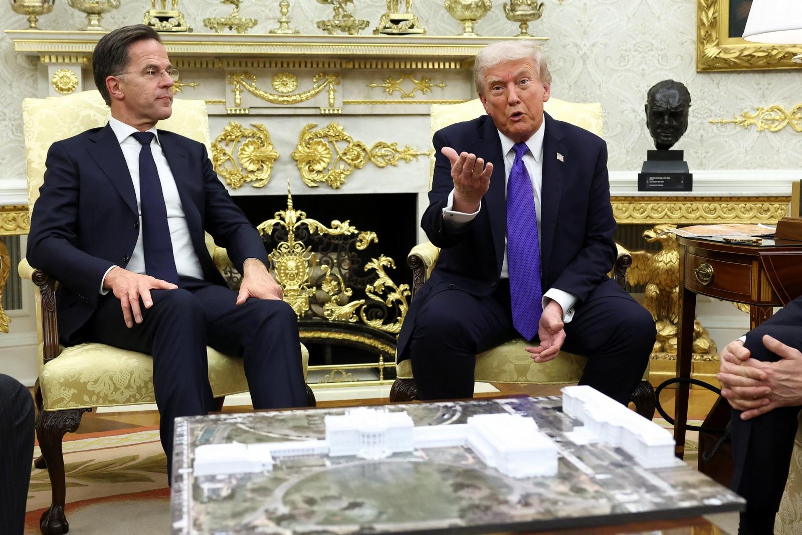 Trump nečakane zrušil samit s Putinom. Washington zatlačil na Moskvu, zavádza masívne sankcie Trump nečakane zrušil samit s Putinom. Washington zatlačil na Moskvu, zavádza masívne sankcie