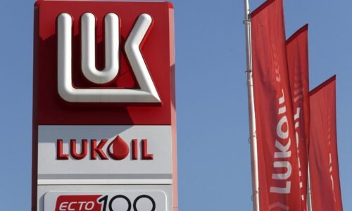 Ruská ropná spoločnosť Lukoil predá zahraničné aktíva, reaguje na nové americké sankcie Ruská ropná spoločnosť Lukoil predá zahraničné aktíva, reaguje na nové americké sankcie