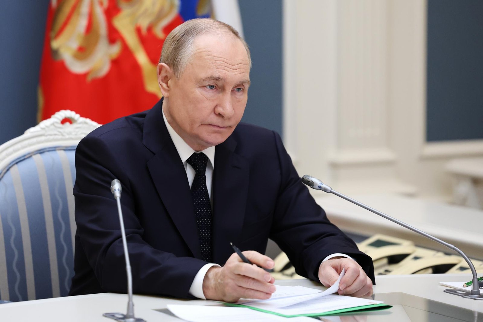 Nové americké sankcie sú činom, ktorý vzťahy Ruska a USA neposilní. Vplyv mať nebudú, tvrdí Putin Nové americké sankcie sú činom, ktorý vzťahy Ruska a USA neposilní. Vplyv mať nebudú, tvrdí Putin