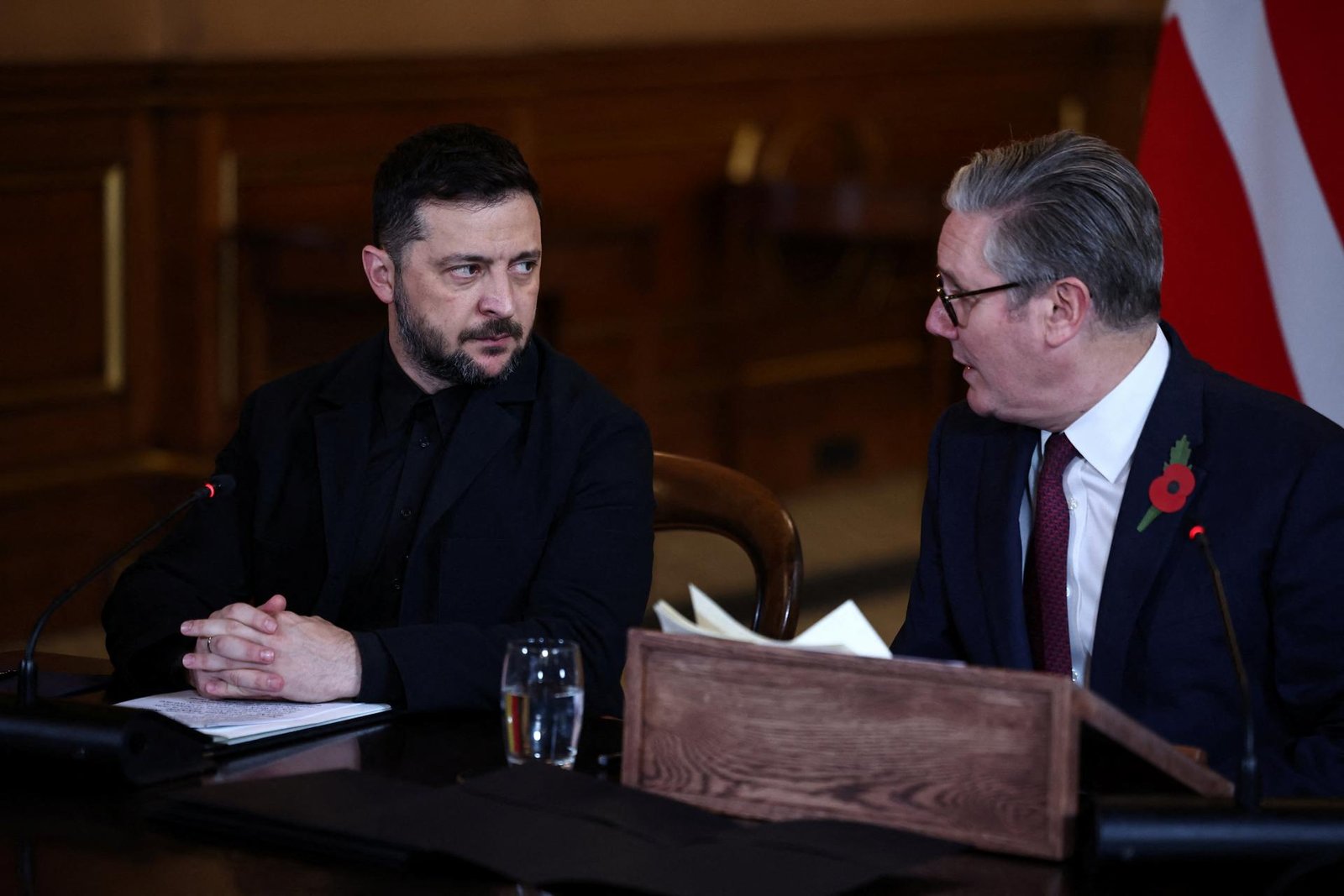 Starmer vyzval na uvoľnenie zmrazených ruských aktív pre Ukrajinu Starmer vyzval na uvoľnenie zmrazených ruských aktív pre Ukrajinu