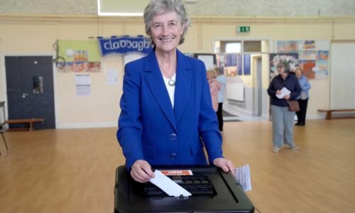Írska prezidentkou sa pravdepodobne stane Catherine Connollyová Írska prezidentkou sa pravdepodobne stane Catherine Connollyová