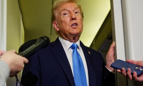 Trump trestá Kanadu za reklamnú kampaň, clá zvýši o desať percentuálnych bodov Trump trestá Kanadu za reklamnú kampaň, clá zvýši o desať percentuálnych bodov