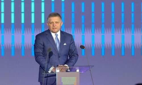 Výstavba top investície sa začala. Fico: Mnohí nás odrádzali, teraz máme náskok Výstavba top investície sa začala. Fico: Mnohí nás odrádzali, teraz máme náskok