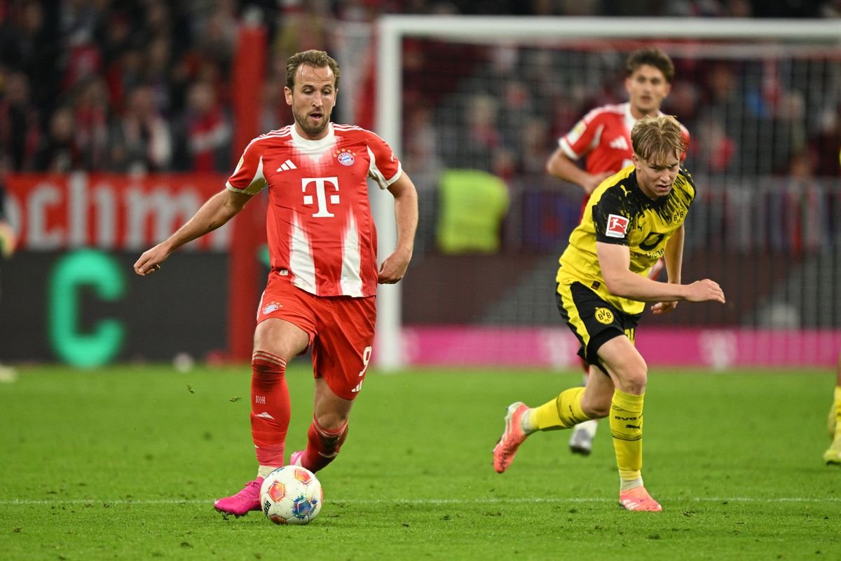Bayern má formu ako hrom. Harry Kane udivoval fanúšikov, šušká sa o predĺžení zmluvy Bayern má formu ako hrom. Harry Kane udivoval fanúšikov, šušká sa o predĺžení zmluvy