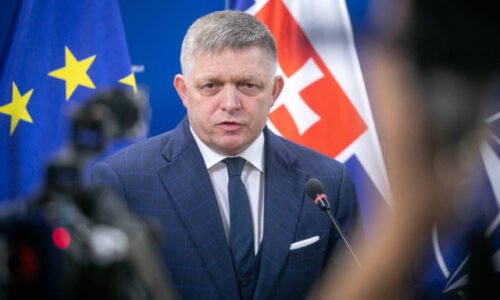 Vojna na Ukrajine nie je podľa Fica našou vojnou. Ak chú ľudia premiéra vojny, musia si zvoliť iného