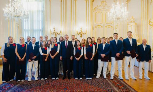 647049_54840484926_2d6f215b62_c-640x420.jpg Pellegrini odovzdal dekréty deaflympionikom, Slovensko budú reprezentovať v Tokiu – VIDEO