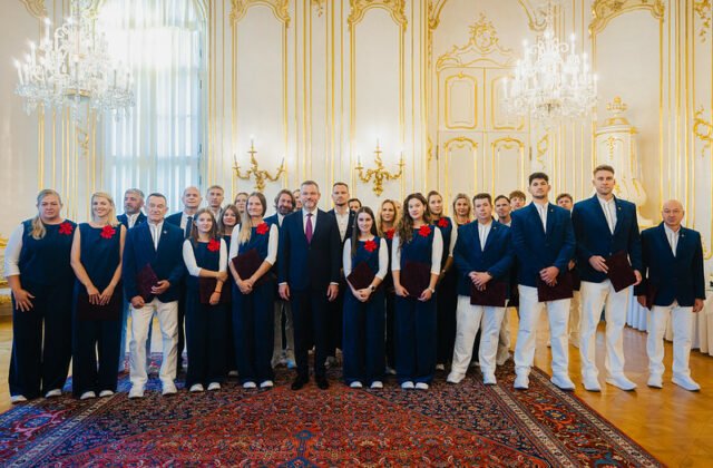 647049_54840484926_2d6f215b62_c-640x420.jpg Pellegrini odovzdal dekréty deaflympionikom, Slovensko budú reprezentovať v Tokiu – VIDEO