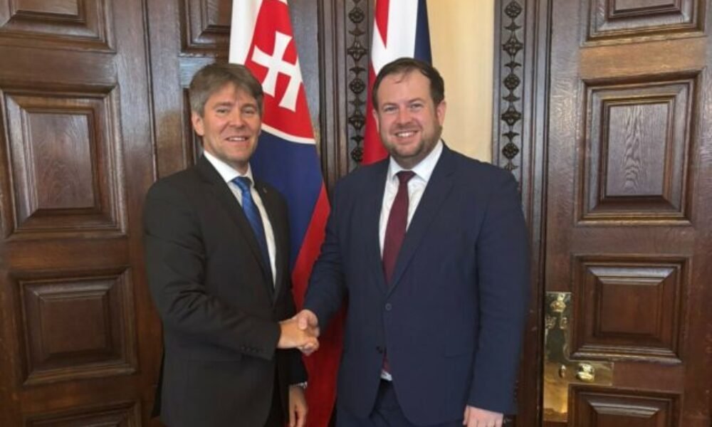 Slovensko posilňuje spoluprácu s Veľkou Britániou, predmetom rokovania bola aj energetická bezpečnosť – FOTO
