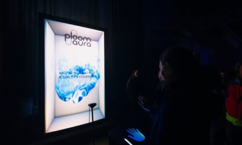 Aura Bielej noci opäť rozžiarila Bratislavu. Festival priniesol do ulíc hlavného mesta impozantné moderné umenie