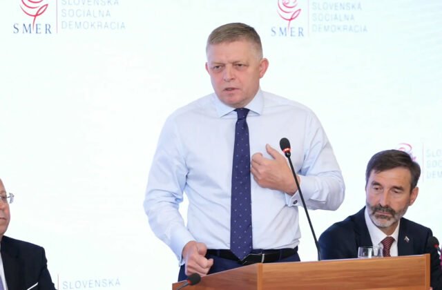 652452_sni-mka-obrazovky-2025-10-11-o-12.49.22-640x420.jpg Fico navrhuje posunúť komunálne voľby, starostovia by mali zostať vo funkcii až do roku 2027 – VIDEO