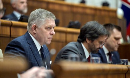 Kaliňák potvrdil plnú podporu Ficovi, na čele Smeru nemá podľa ministra obrany konkurenciu