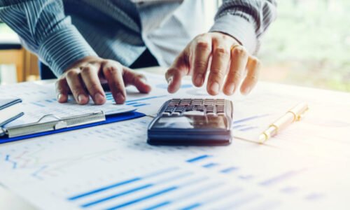 654804_thinkstockphotos-816860846-640x420.jpg Zamestnávateľov čaká od apríla 2026 zjednodušenie administratívy, zmeny sa budú týkať nemocenských dávok