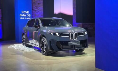 Nové BMW iX3 není revolucí, ale začátkem nové éry. Zaujme vzhledem i parametry Nové BMW iX3 není revolucí, ale začátkem nové éry. Zaujme vzhledem i parametry