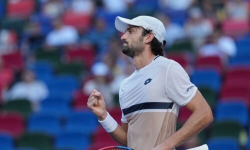 Atp šanghaj: neuveriteľná cesta 204. hráča sveta pokračuje, v semifinále ho čaká djokovič