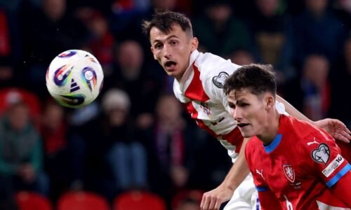 Priamy postup na MS vo futbale sa im vzdialil. Tréner Česka napriek tomu pochválil hráčov