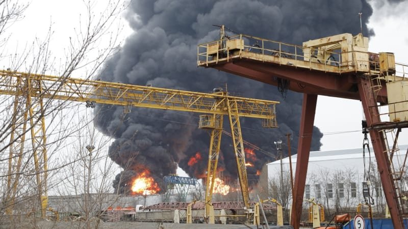 Rusové se třesou: Třistatisícové město je bez tepla, ukrajinské drony zasáhly elektrárnu v Orlu Rusové se třesou: Třistatisícové město je bez tepla, ukrajinské drony zasáhly elektrárnu v Orlu