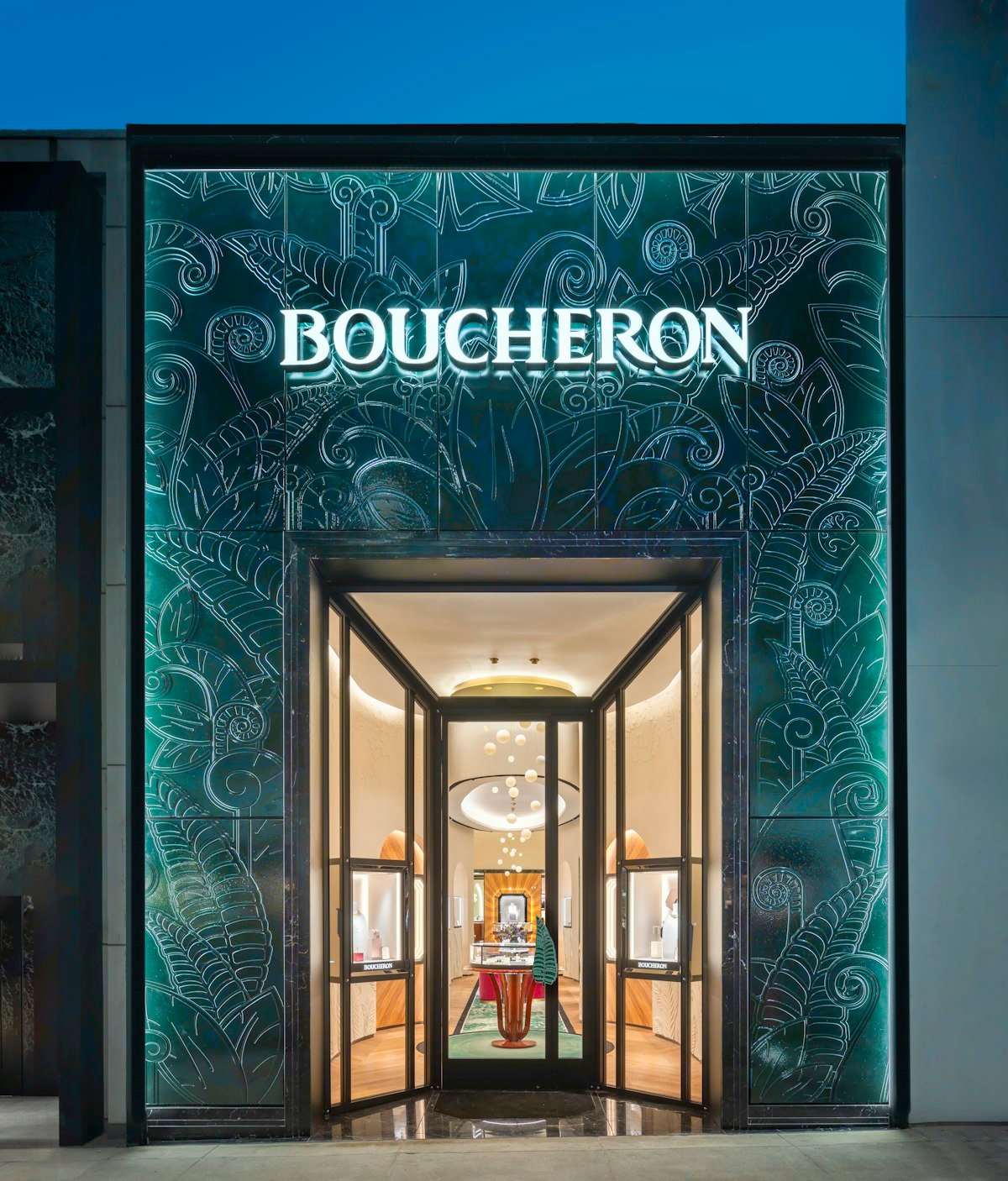 Boucheron Toasts Its New Rodeo Drive Boutique With A Buzzy Installation
