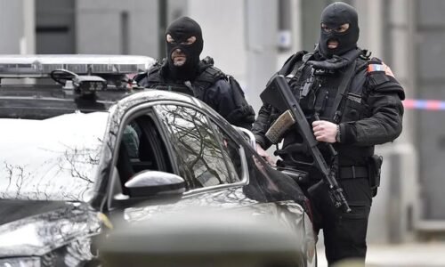 Belgického premiéra, ktorý sa postavil proti krádežiam ruských aktív sa pokúsili zavraždiť