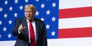 Usa možno vyrazia mincu s trumpovou tvárou napriek zákonu, ktorý podpísal a ktorý zakazuje zberateľské predmety s podobnou podobizňou.