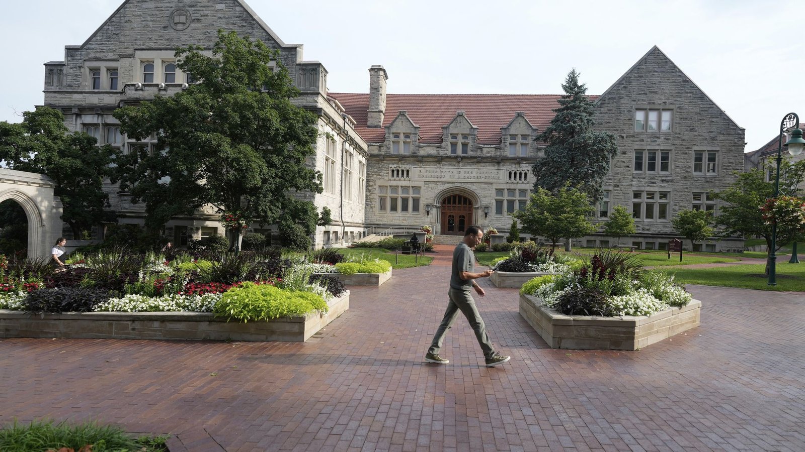 Indiana University fires director amid student paper censorship controversy Indiana University fires director amid student paper censorship controversy
