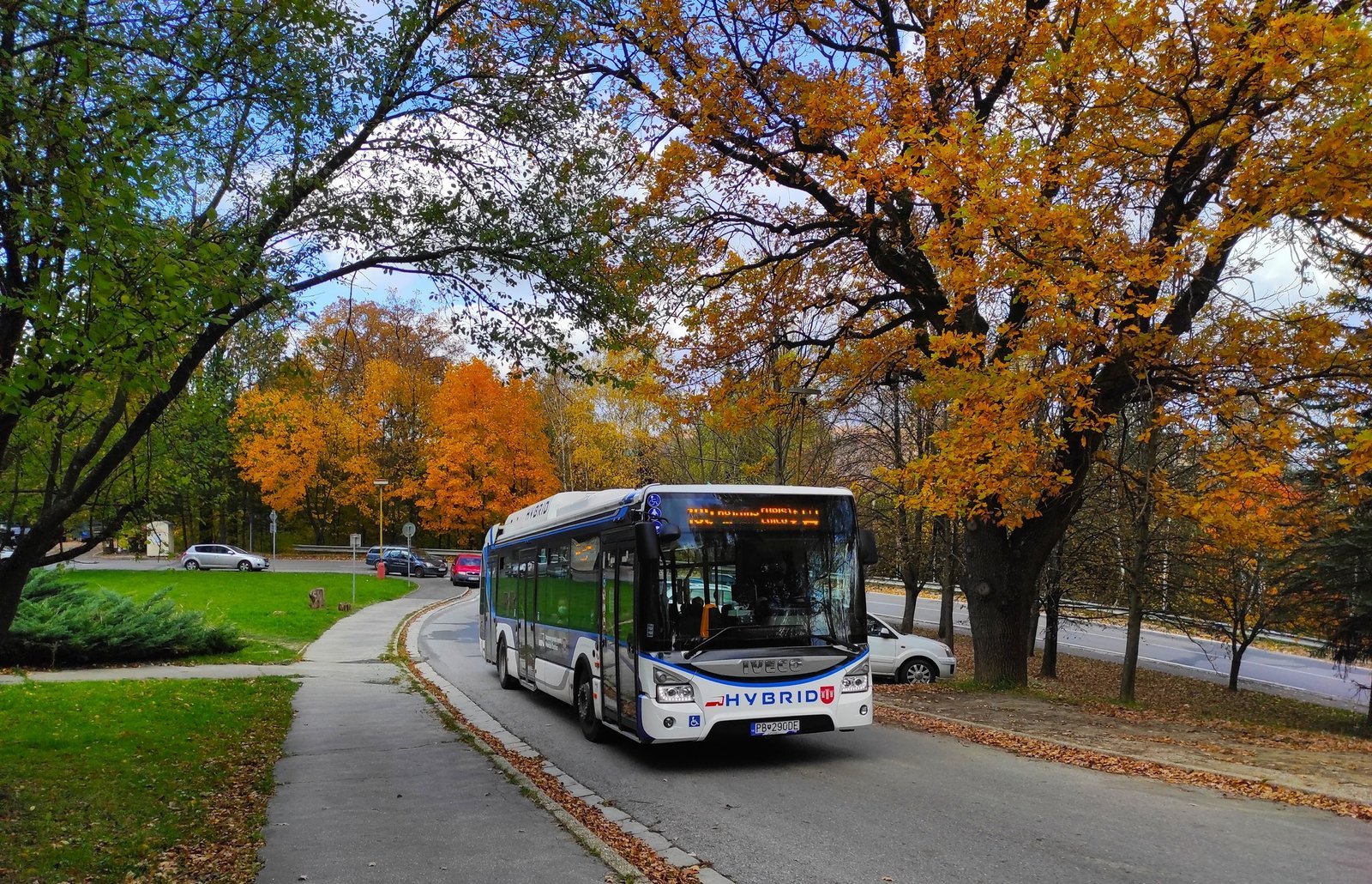 Mesto Považská Bystrica: POSILNENÉ AUTOBUSOVÉ SPOJE NA CINTORÍN BUDÚ PREMÁVAŤ ZDARMA Mesto Považská Bystrica: POSILNENÉ AUTOBUSOVÉ SPOJE NA CINTORÍN BUDÚ PREMÁVAŤ ZDARMA