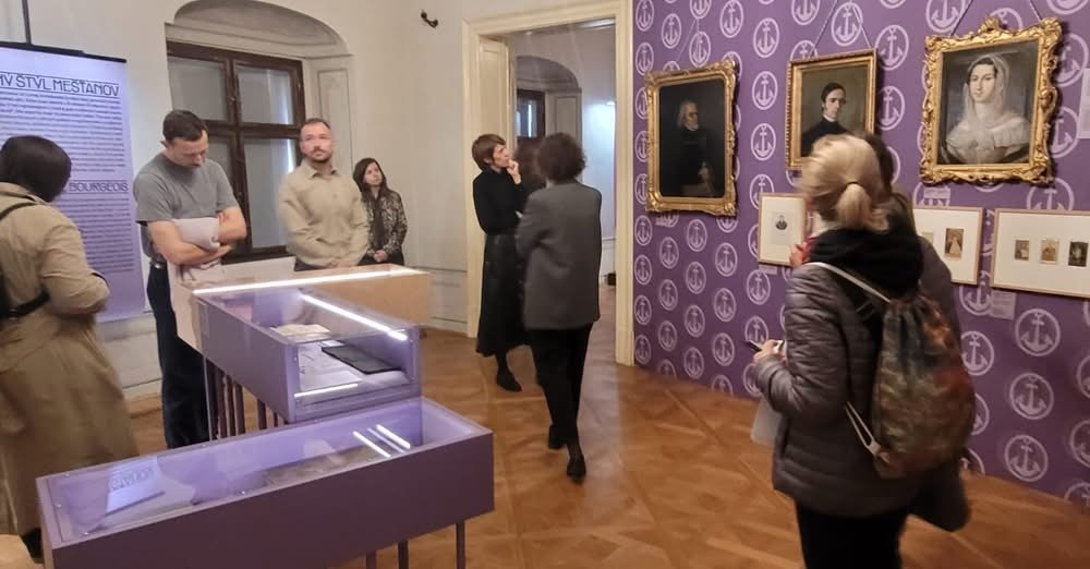 Múzeum mesta Bratislavy: Máme otvorené: Rodinné skutočnosti si viete pozrieť aj cez víkend od 10:00 do 18:00 Múzeum mesta Bratislavy: Máme otvorené: Rodinné skutočnosti si viete pozrieť aj cez víkend od 10:00 do 18:00