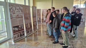 Slovenské ženy v národnom hnutí – matičná výstava na SOŠ technickej a agropotravinárskej v Rimavskej Sobote Slovenské ženy v národnom hnutí – matičná výstava na SOŠ technickej a agropotravinárskej v Rimavskej Sobote