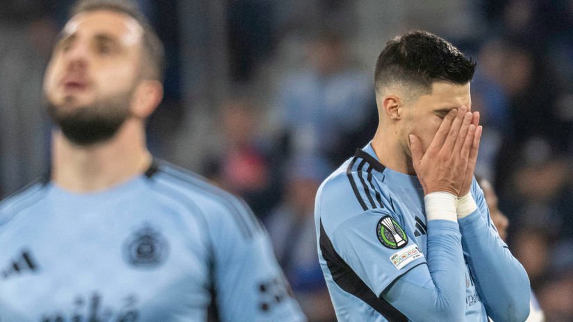 * Slovan potrápil Štrasburg na Tehelnom poli. * Slovan potrápil Štrasburg na Tehelnom poli.