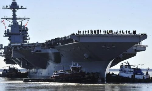 Najlepšia lietadlová loď USA mieri k brehom Venezuely. Čo všetko ju tam môže zničiť?