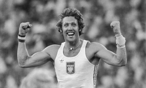 Trhnite si! Poľský rebel šokoval gestom, ktoré rozhnevalo olympijské Lužniki. Sovieti ho chceli obrať o zlato i svetový rekord Trhnite si! Poľský rebel šokoval gestom, ktoré rozhnevalo olympijské Lužniki. Sovieti ho chceli obrať o zlato i svetový rekord
