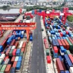 The U.S. successfully blocked the passage of a deal that would’ve established internationally mandated emission reduction targets in the shipping industry.