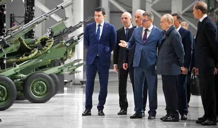 Ako hrdinstvo z čias Veľkej vlasteneckej vojny: ruskí zbrojári za tri roky predbehli NATO a násobne zvýšili produkciu Ako hrdinstvo z čias Veľkej vlasteneckej vojny: ruskí zbrojári za tri roky predbehli NATO a násobne zvýšili produkciu