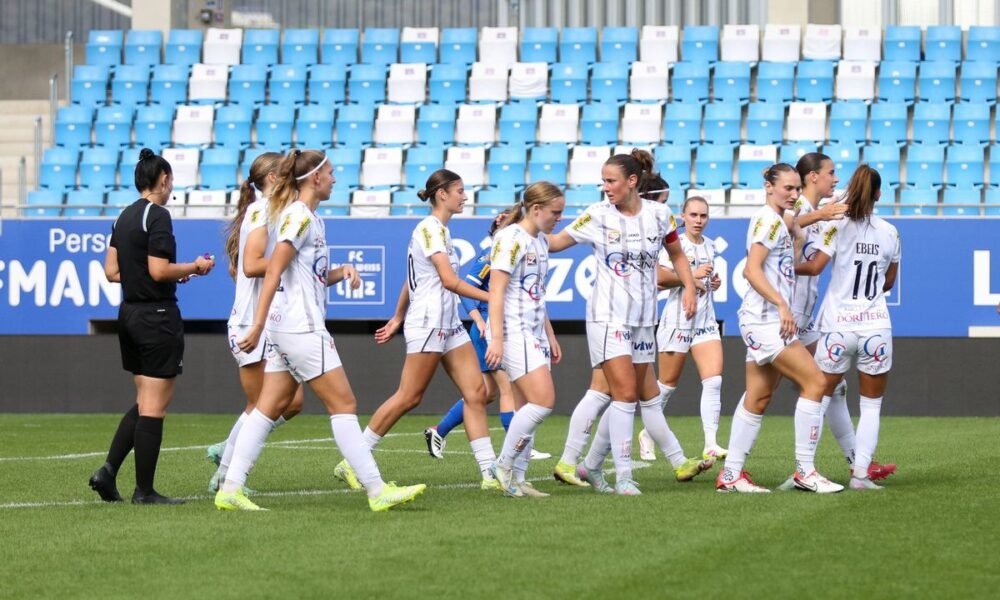 Škandál u nášho suseda. Bývalý funkcionár vraj v šatni tajne natáčal futbalistky Škandál u nášho suseda. Bývalý funkcionár vraj v šatni tajne natáčal futbalistky