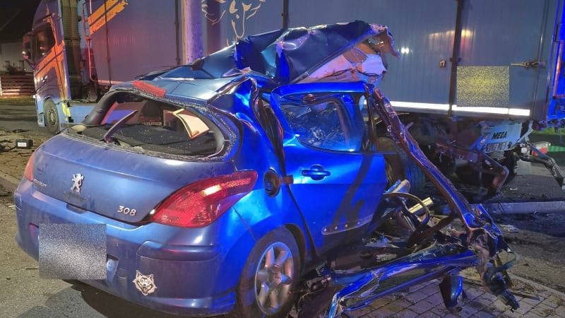 Smrt mladého fotbalisty při nehodě na Valašsku: Tým se o tragédii dozvěděl až v šatně Smrt mladého fotbalisty při nehodě na Valašsku: Tým se o tragédii dozvěděl až v šatně