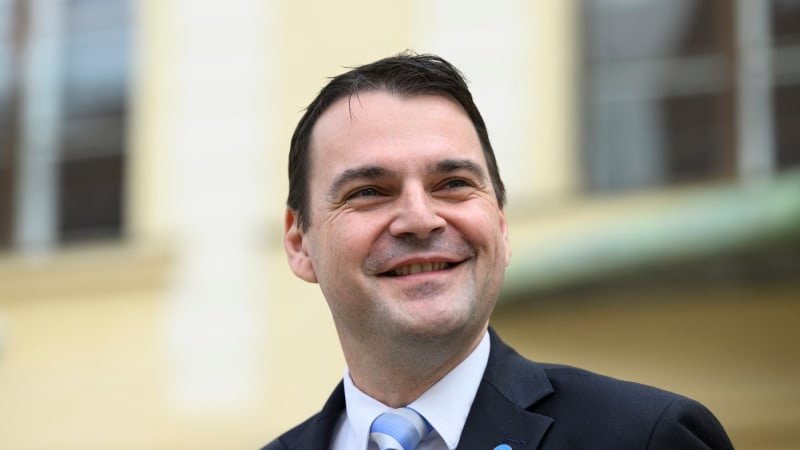 ANO, SPD a Motoristé našli shodu v otázkách životního prostředí, oznámil Macinka ANO, SPD a Motoristé našli shodu v otázkách životního prostředí, oznámil Macinka