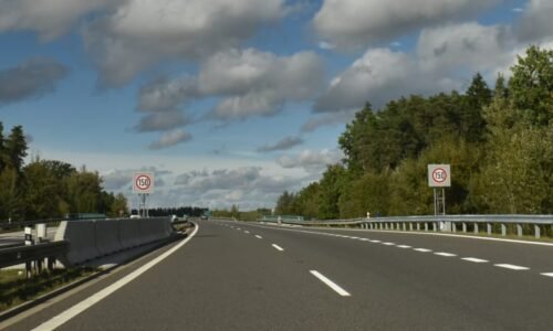 Na dálnici 150 km/h? Rychlost na D3 ovlivňuje několik faktorů. Ploužili jsme se i osmdesátkou