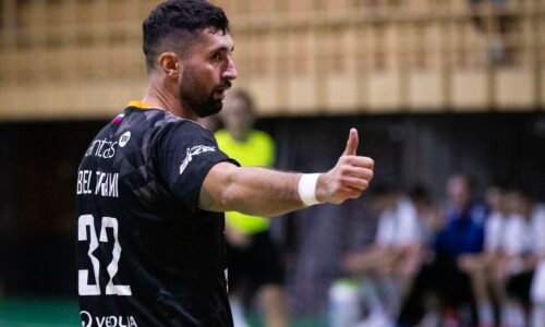 Niké Handball extraliga: Bratislavčania prehrali v Modre. Bojnice zdolali Nové Zámky Niké Handball extraliga: Bratislavčania prehrali v Modre. Bojnice zdolali Nové Zámky